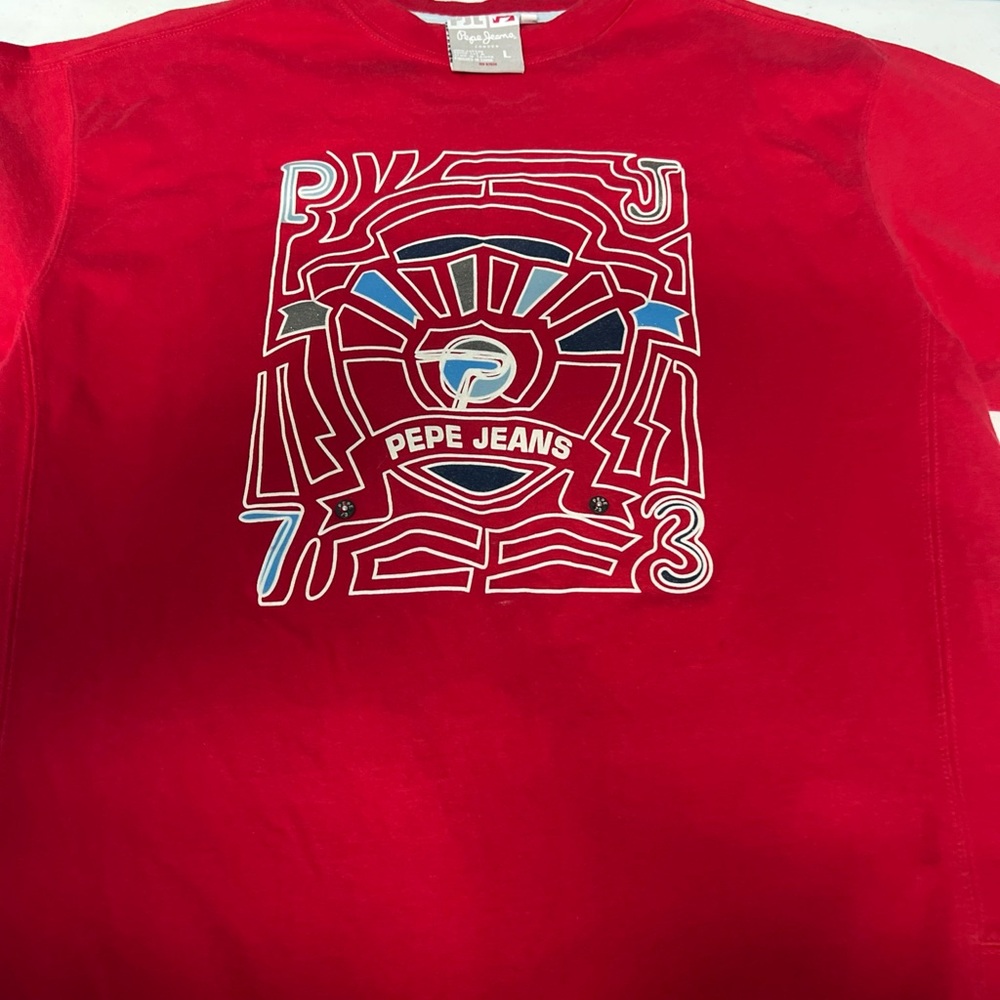 Pepe Jeans vintage Red Graphic T-Shirt. Straight from the 90s size large.